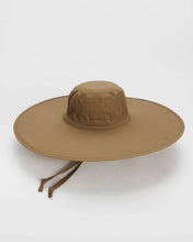 Load image into Gallery viewer, BAGGU Packable Sun Hat - Tamarind
